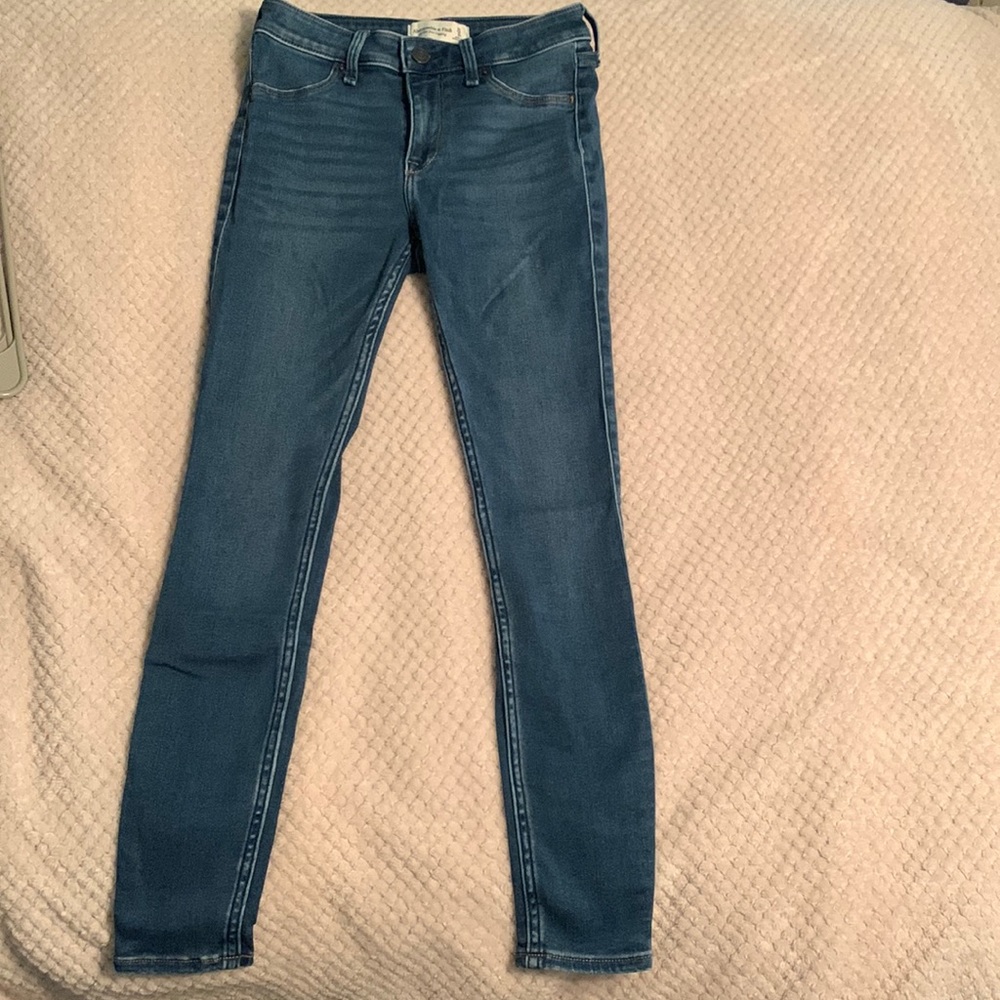 Abercrombie & Fitch jeans